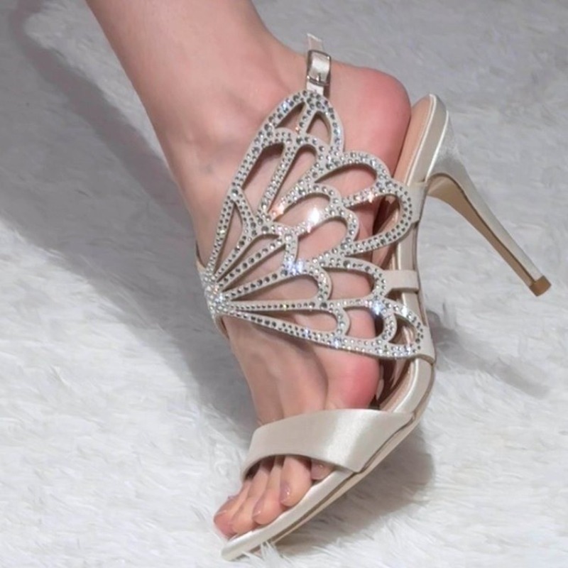 وصول جديد 2026: صنادل ستيليتو  - مراجعة Sandal Strappy Heeled وسعره
