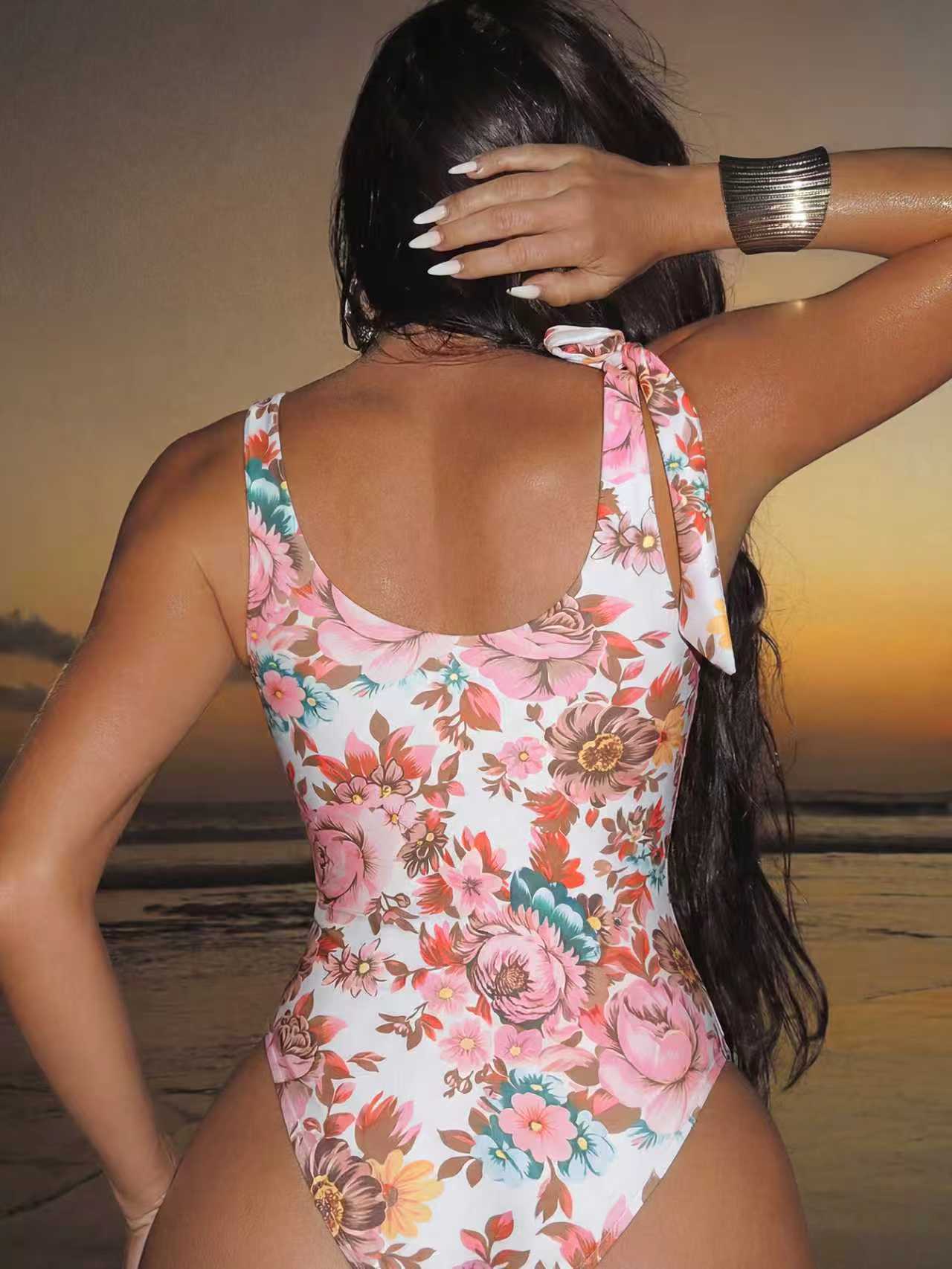 2026 بدلة سباحة نسائية قطعة وا - مراجعة Swimsuit Bikini Ruched وسعره